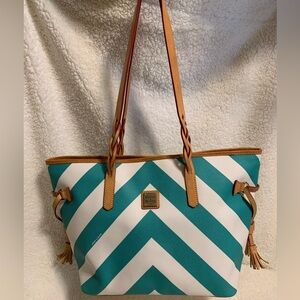 Dooney & Bourke Large Chevron Tote